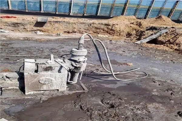 青龙水泡基础注浆加固